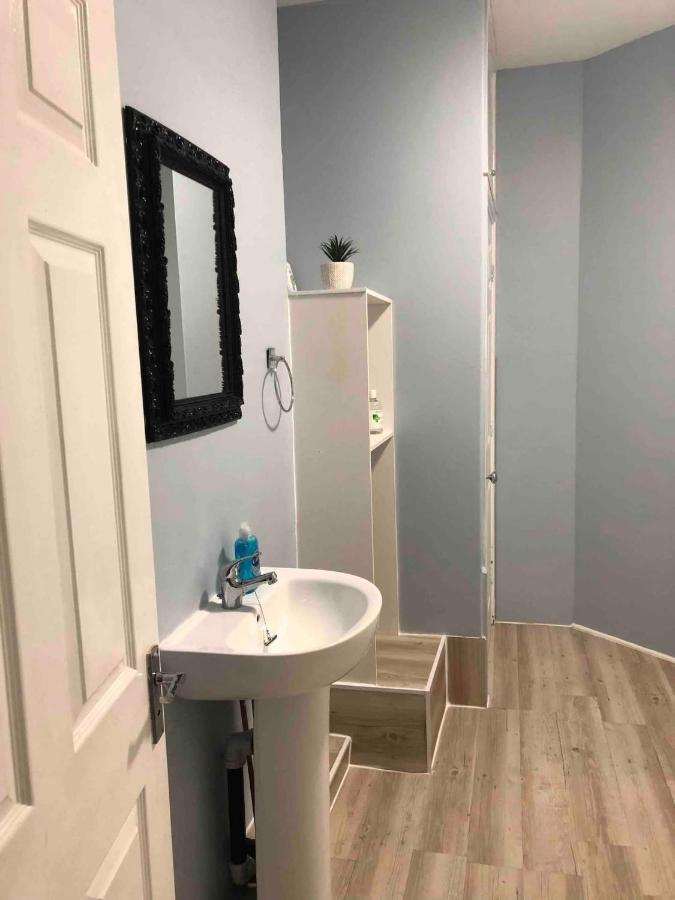 4 Bed City Centre Flat ليفربول المظهر الخارجي الصورة